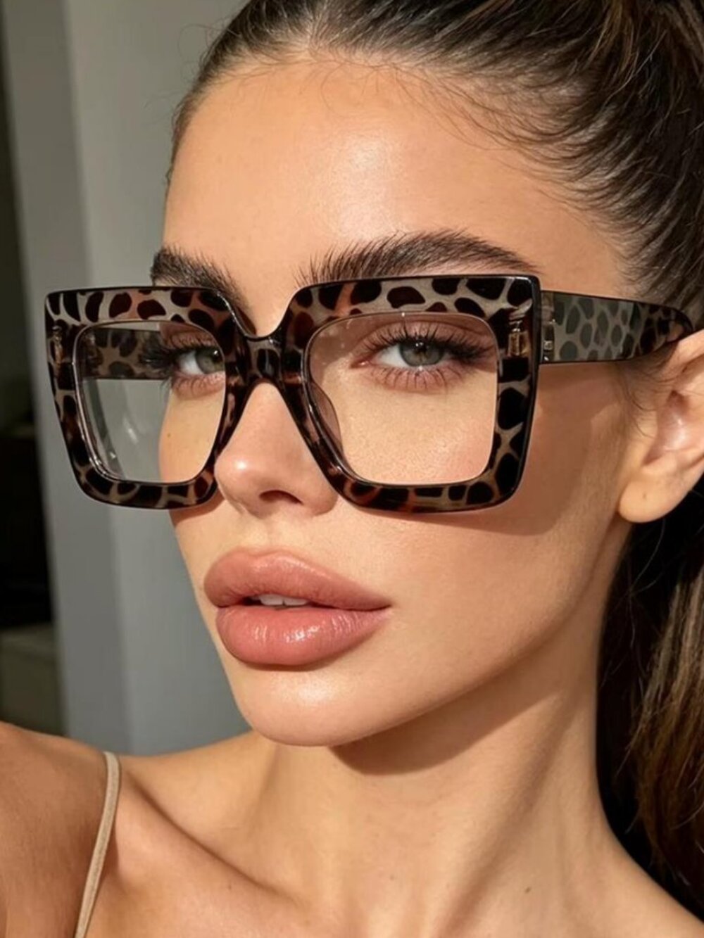 Retro square glasses